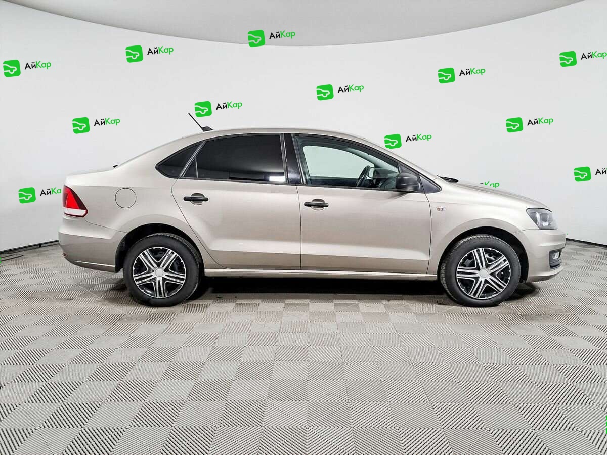 Volkswagen Polo с пробегом — 2018 год. Фото: #3