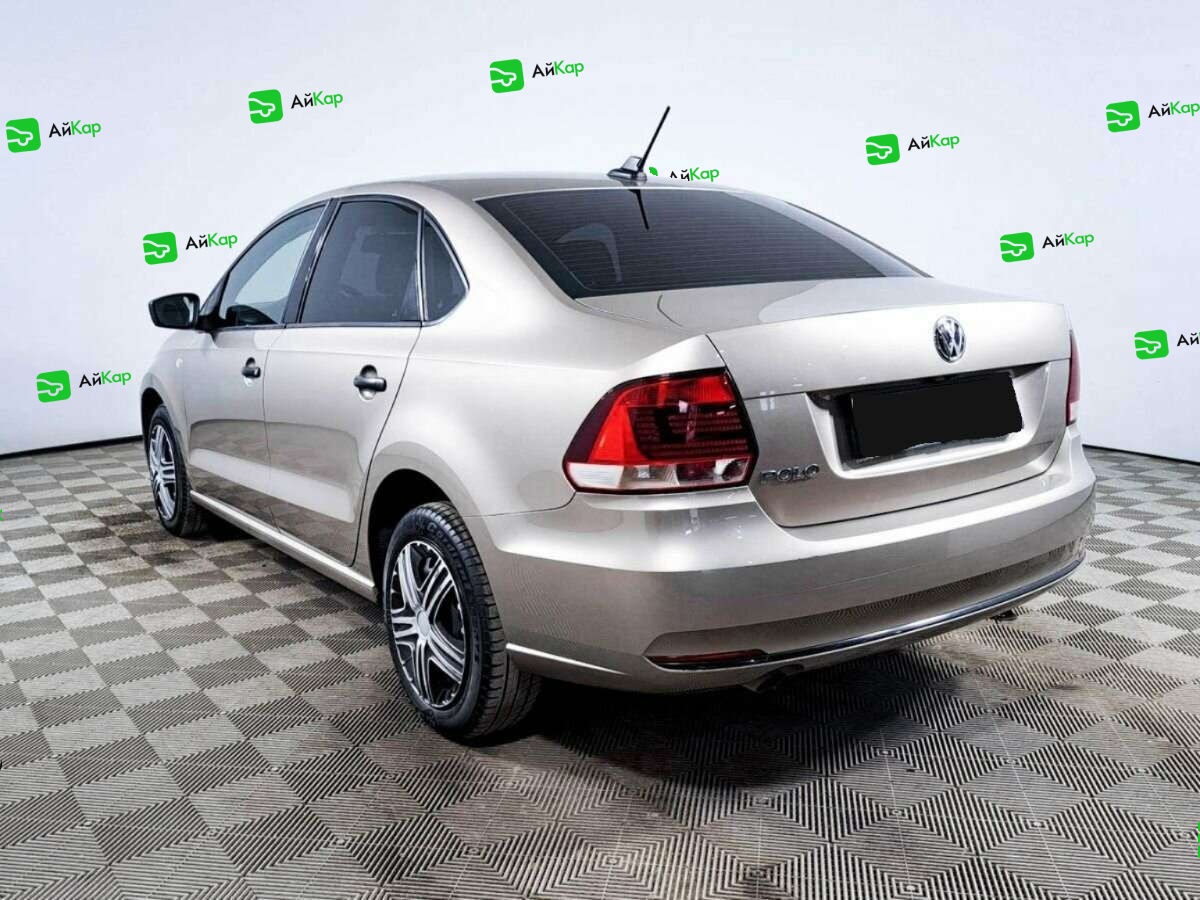 Volkswagen Polo с пробегом — 2018 год. Фото: #5