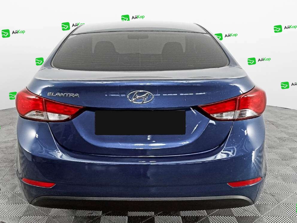 Hyundai Elantra с пробегом — 2015 год. Фото: #4