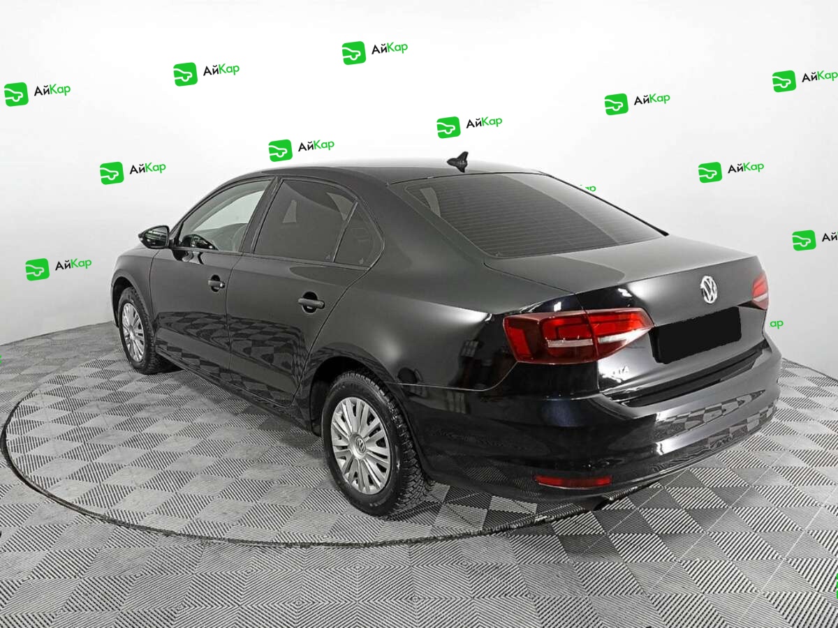 Volkswagen Jetta с пробегом — 2018 год. Фото: #5