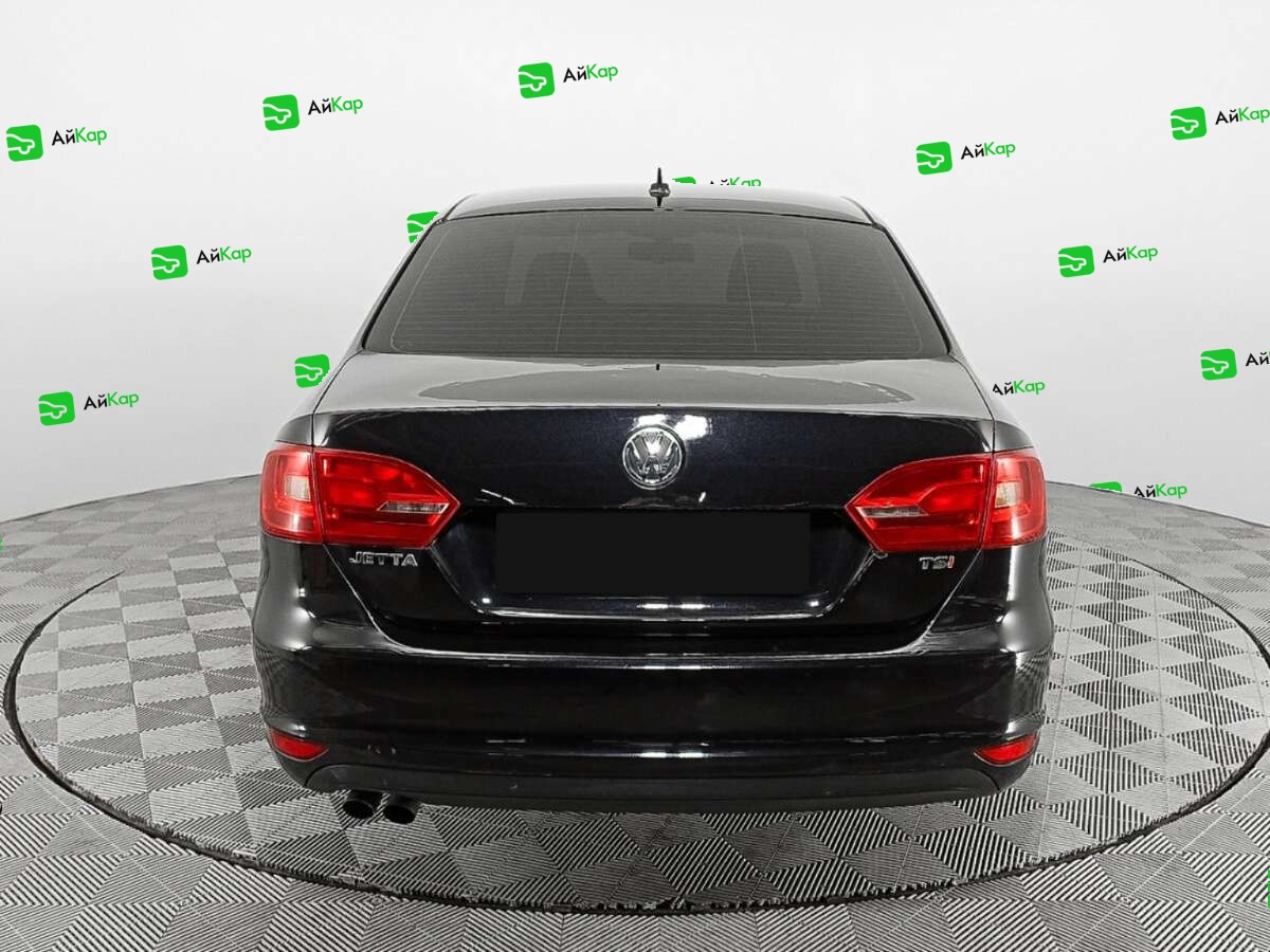 Volkswagen Jetta с пробегом — 2014 год. Фото: #5