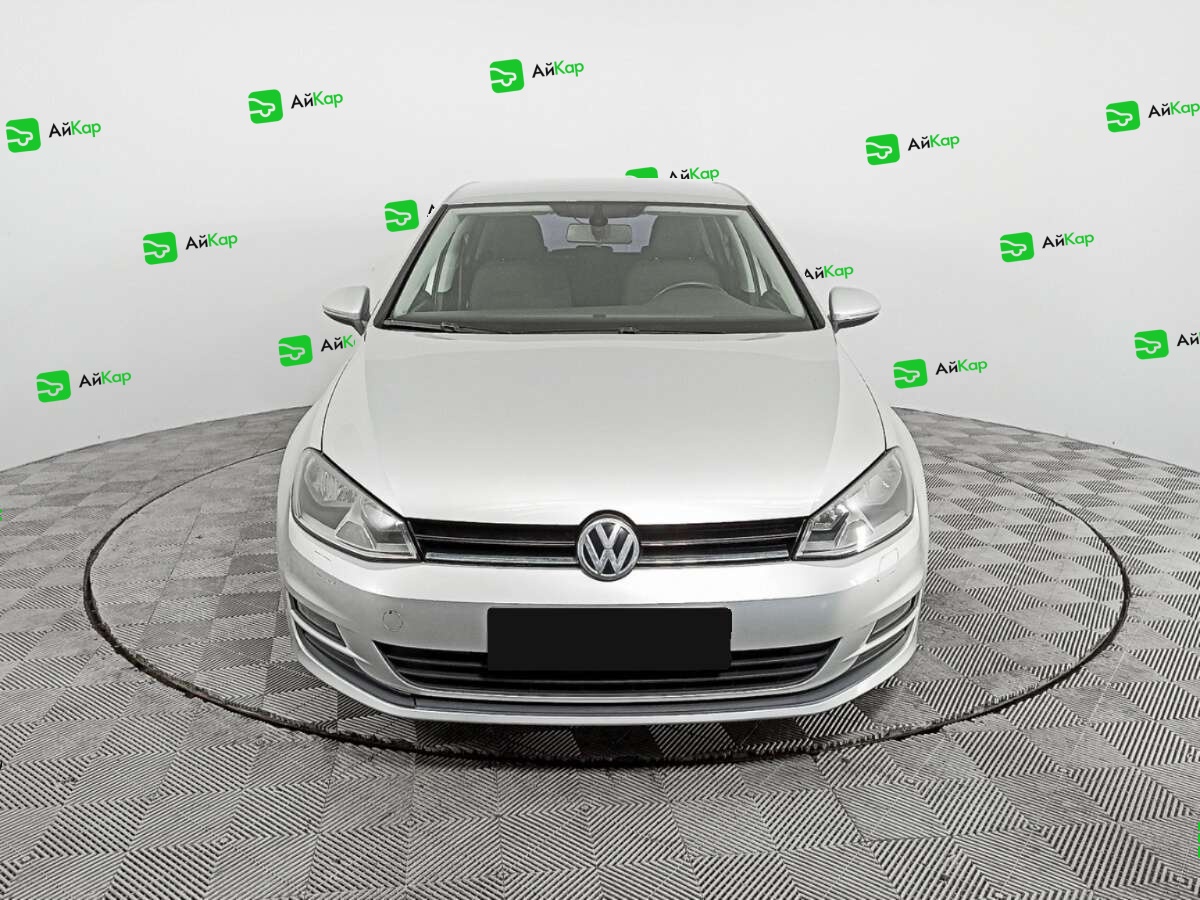 Volkswagen Golf с пробегом — 2013 год. Фото: #1