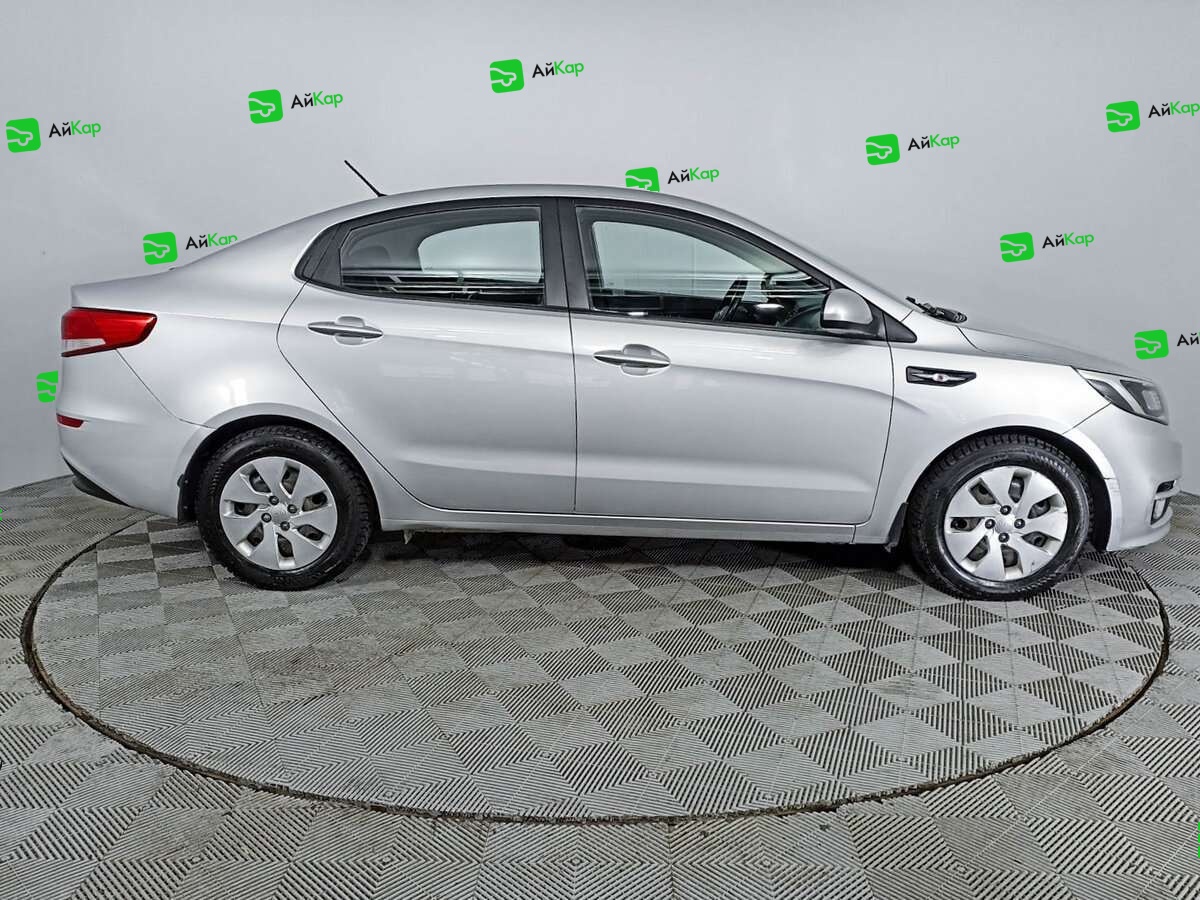 Kia Rio с пробегом — 2015 год. Фото: #3
