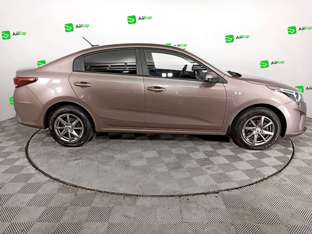 Kia Rio с пробегом — 2021 год. Фото: #3