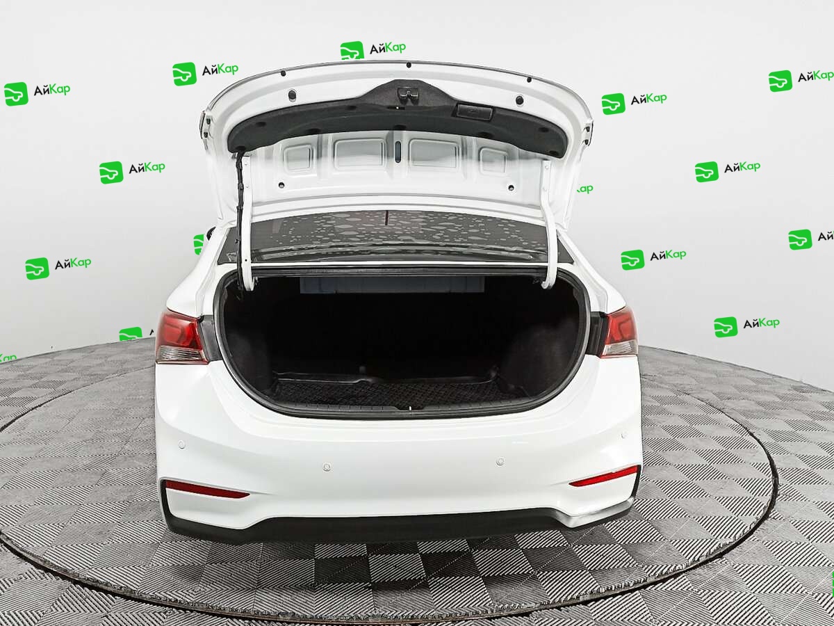 Hyundai Solaris с пробегом — 2017 год. Фото: #9