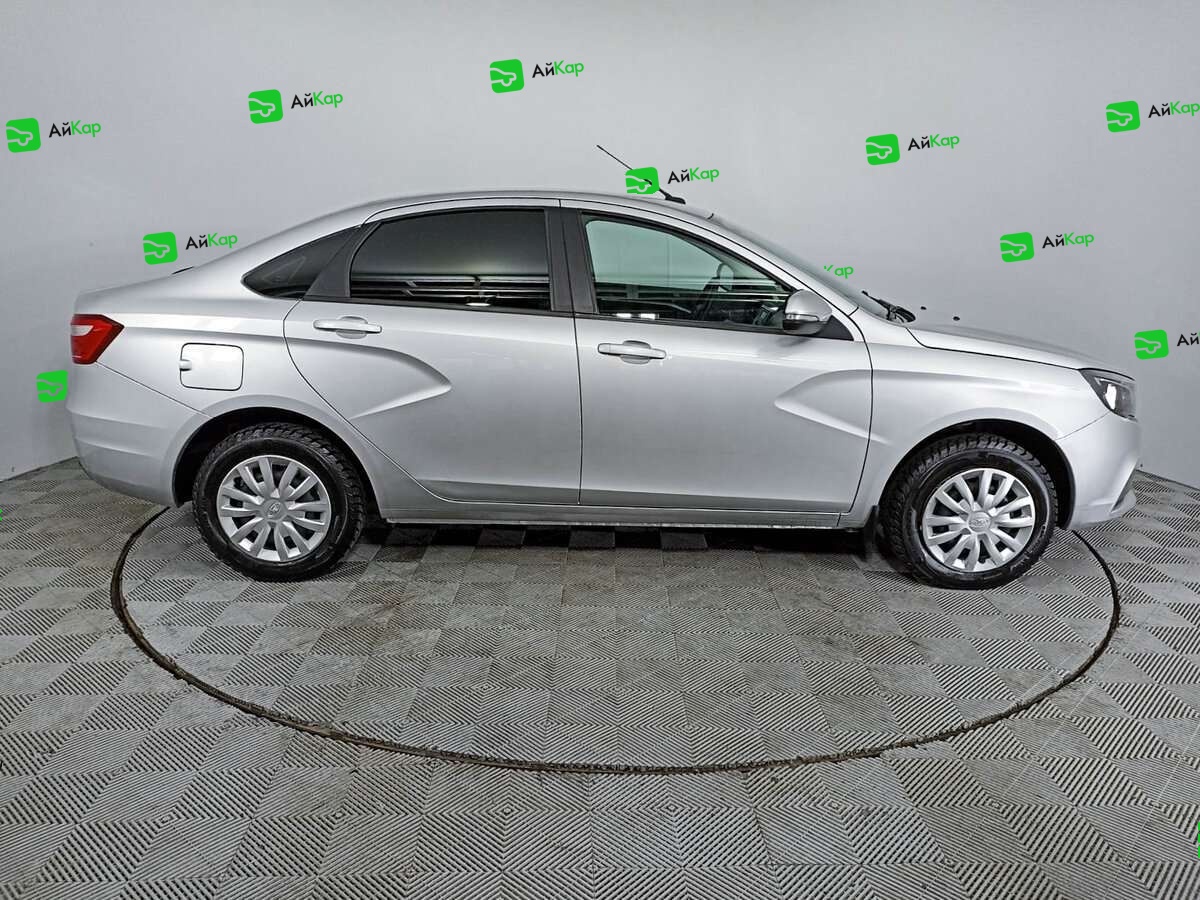 Lada (ВАЗ) Vesta с пробегом — 2017 год. Фото: #3