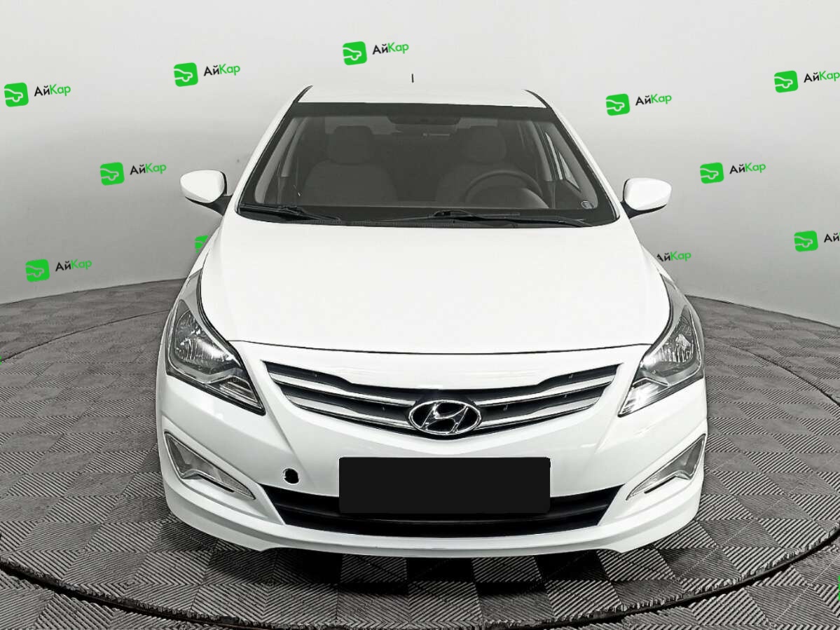 Hyundai Solaris с пробегом — 2016 год. Фото: #1