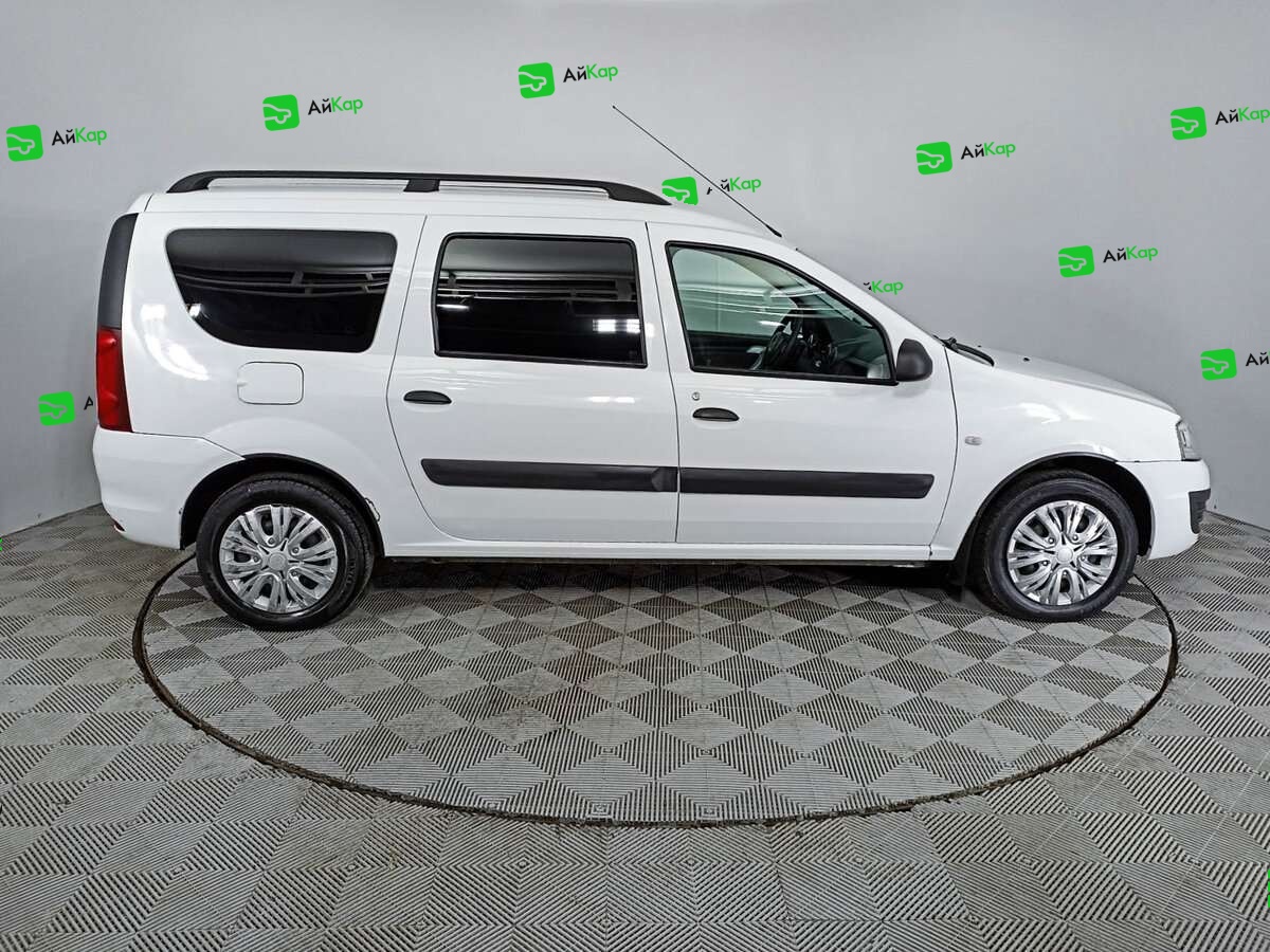 Lada (ВАЗ) Largus с пробегом — 2017 год. Фото: #3
