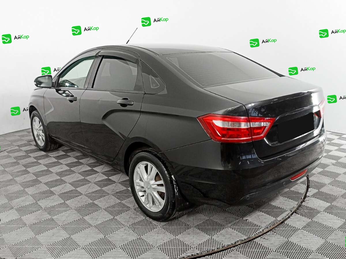 Lada (ВАЗ) Vesta с пробегом — 2015 год. Фото: #5