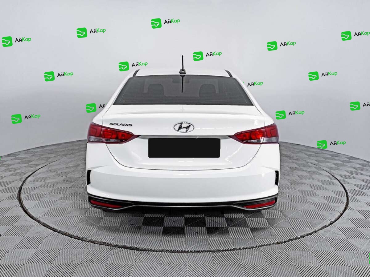 Hyundai Solaris с пробегом — 2021 год. Фото: #4