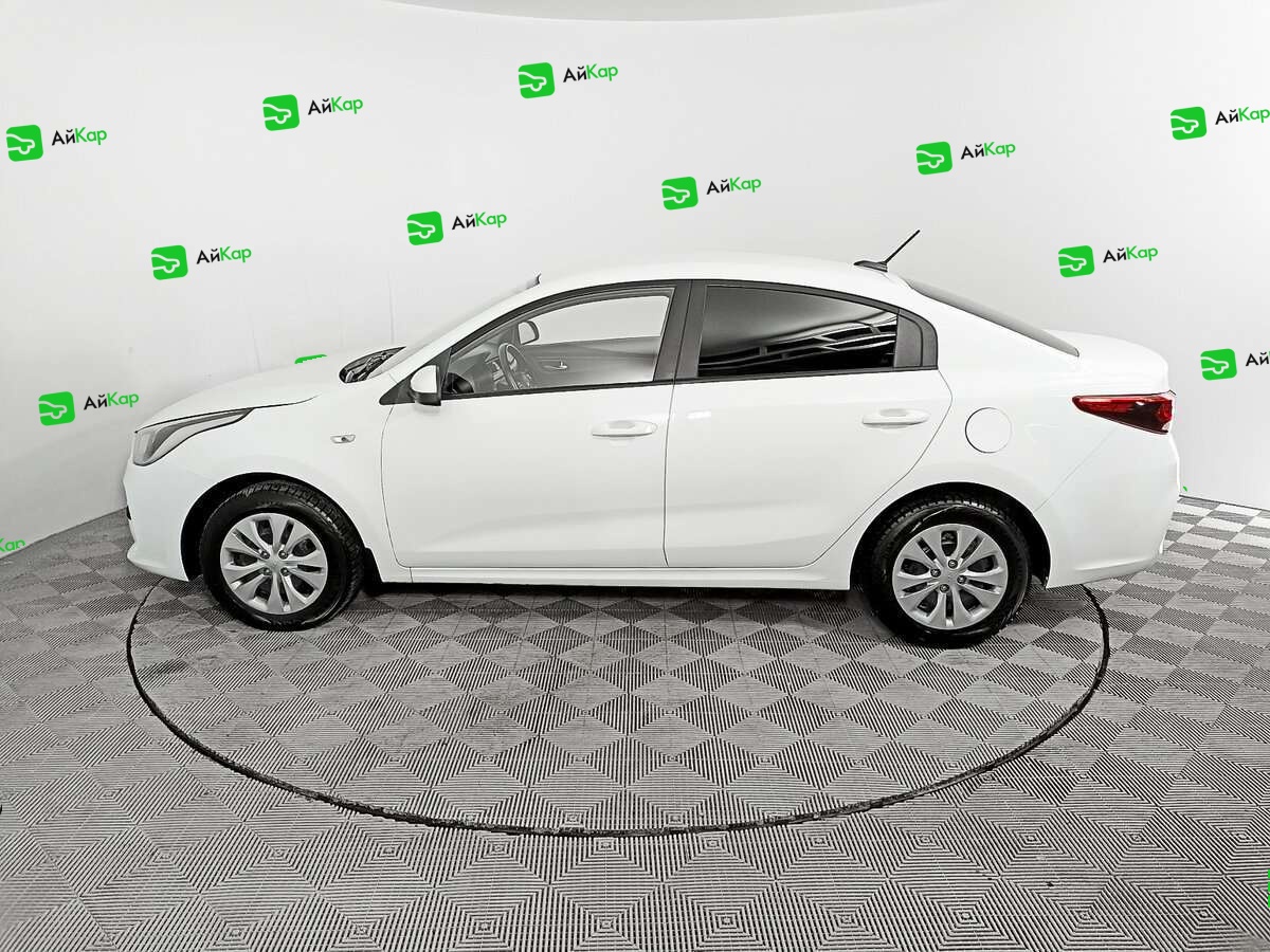Kia Rio с пробегом — 2020 год. Фото: #7