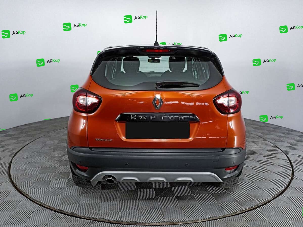 Renault Kaptur с пробегом — 2016 год. Фото: #5