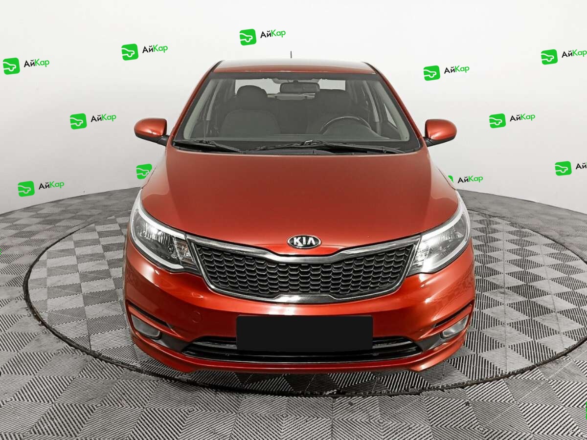 Kia Rio с пробегом — 2016 год. Фото: #1