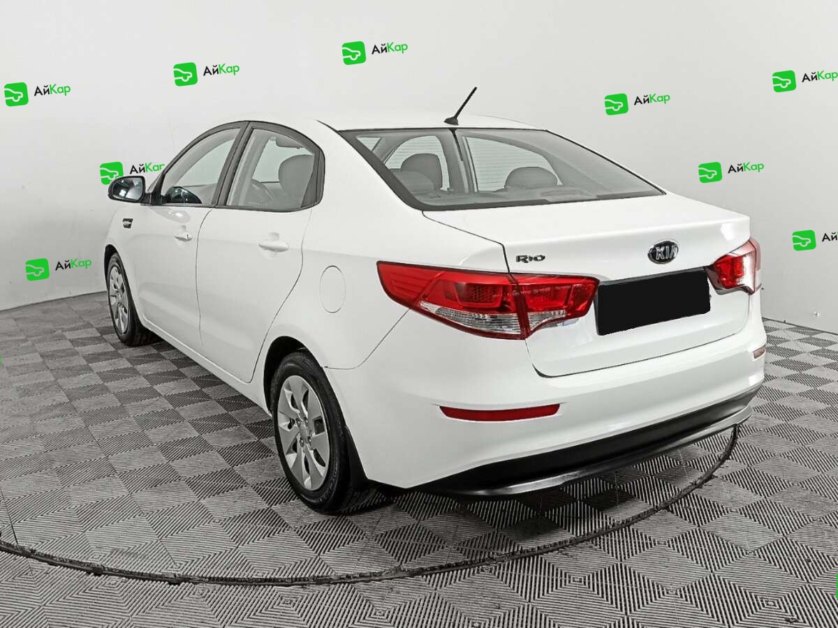 Kia Rio с пробегом — 2015 год. Фото: #5