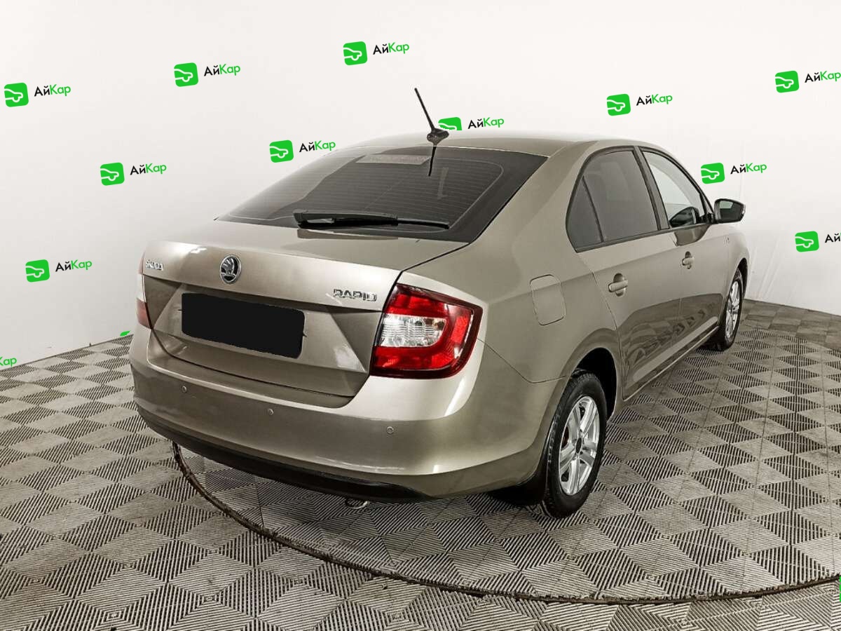 Skoda Rapid с пробегом — 2019 год. Фото: #4