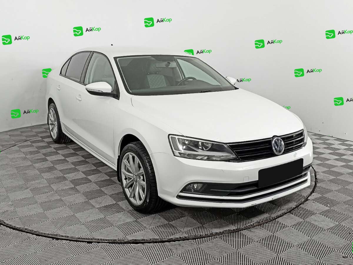 Volkswagen Jetta с пробегом — 2016 год. Фото: #2