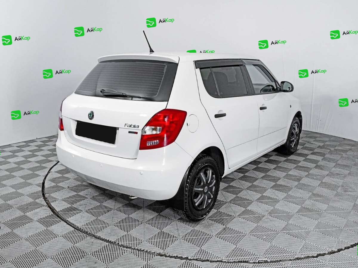 Skoda Fabia с пробегом — 2012 год. Фото: #4