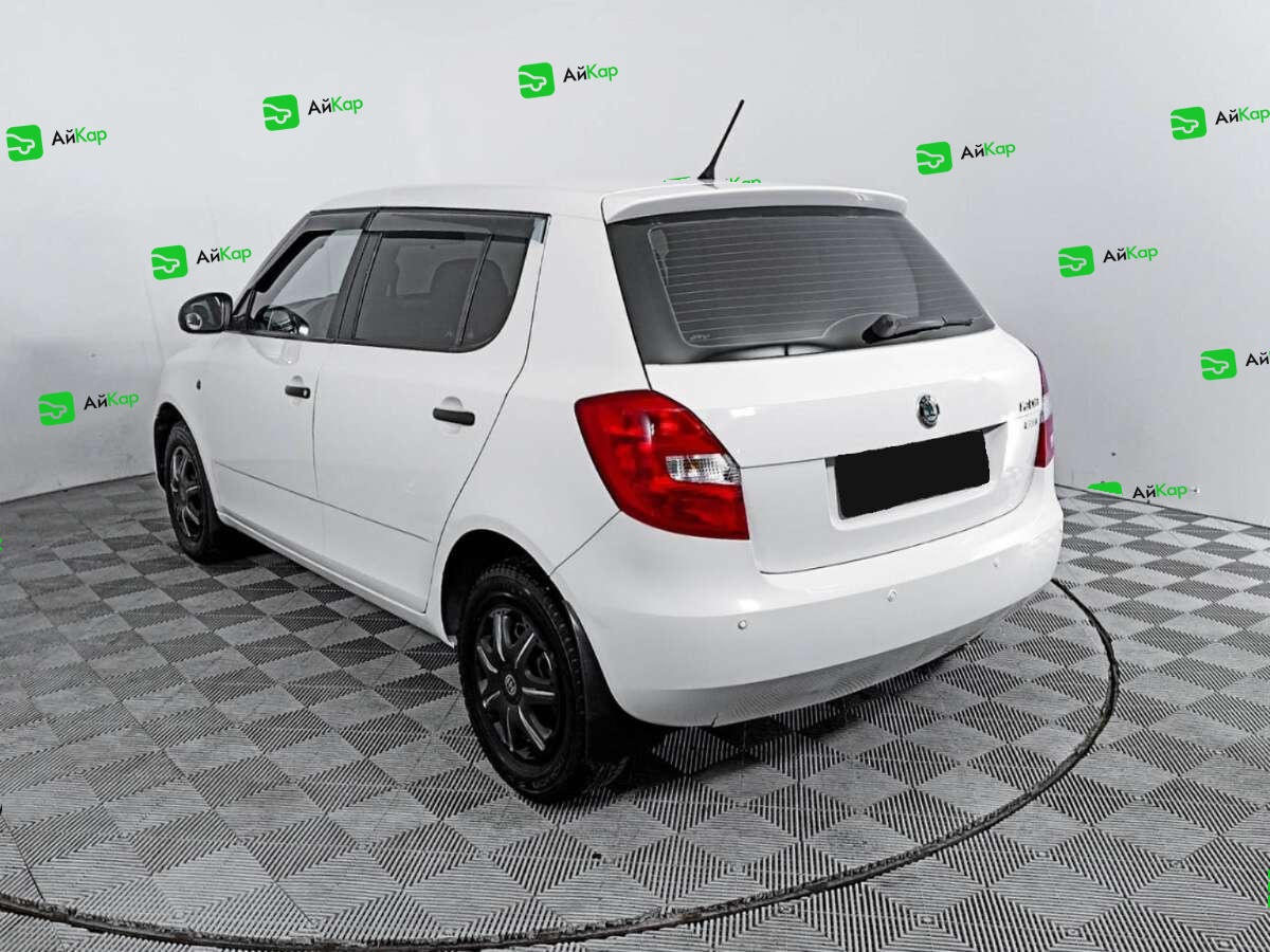 Skoda Fabia с пробегом — 2012 год. Фото: #6