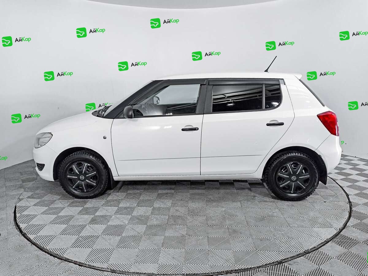 Skoda Fabia с пробегом — 2012 год. Фото: #7
