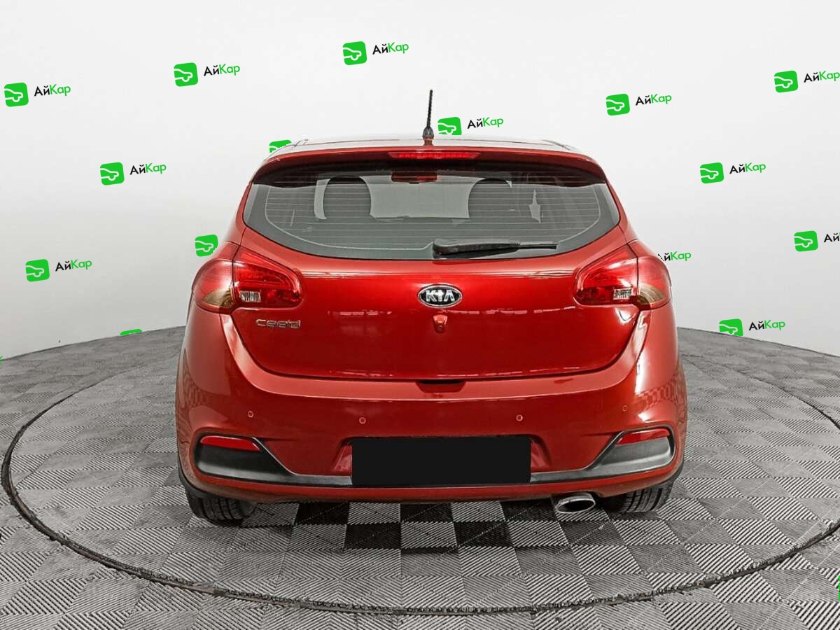 Kia Ceed с пробегом — 2014 год. Фото: #5