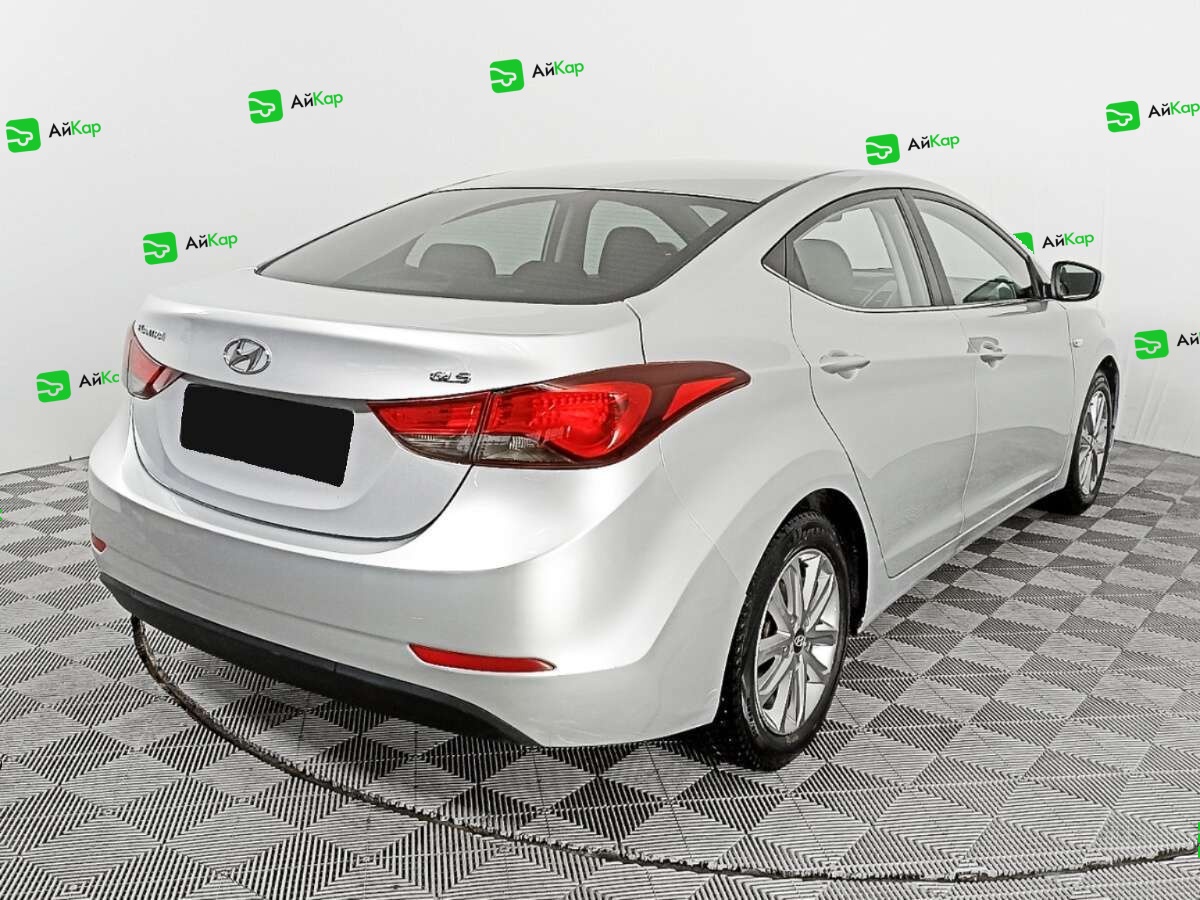 Hyundai Elantra с пробегом — 2014 год. Фото: #4