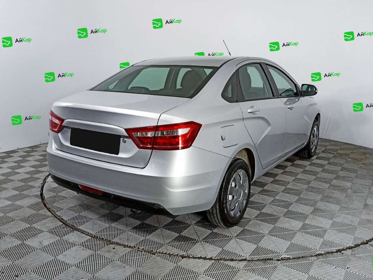 Lada (ВАЗ) Vesta с пробегом — 2015 год. Фото: #3