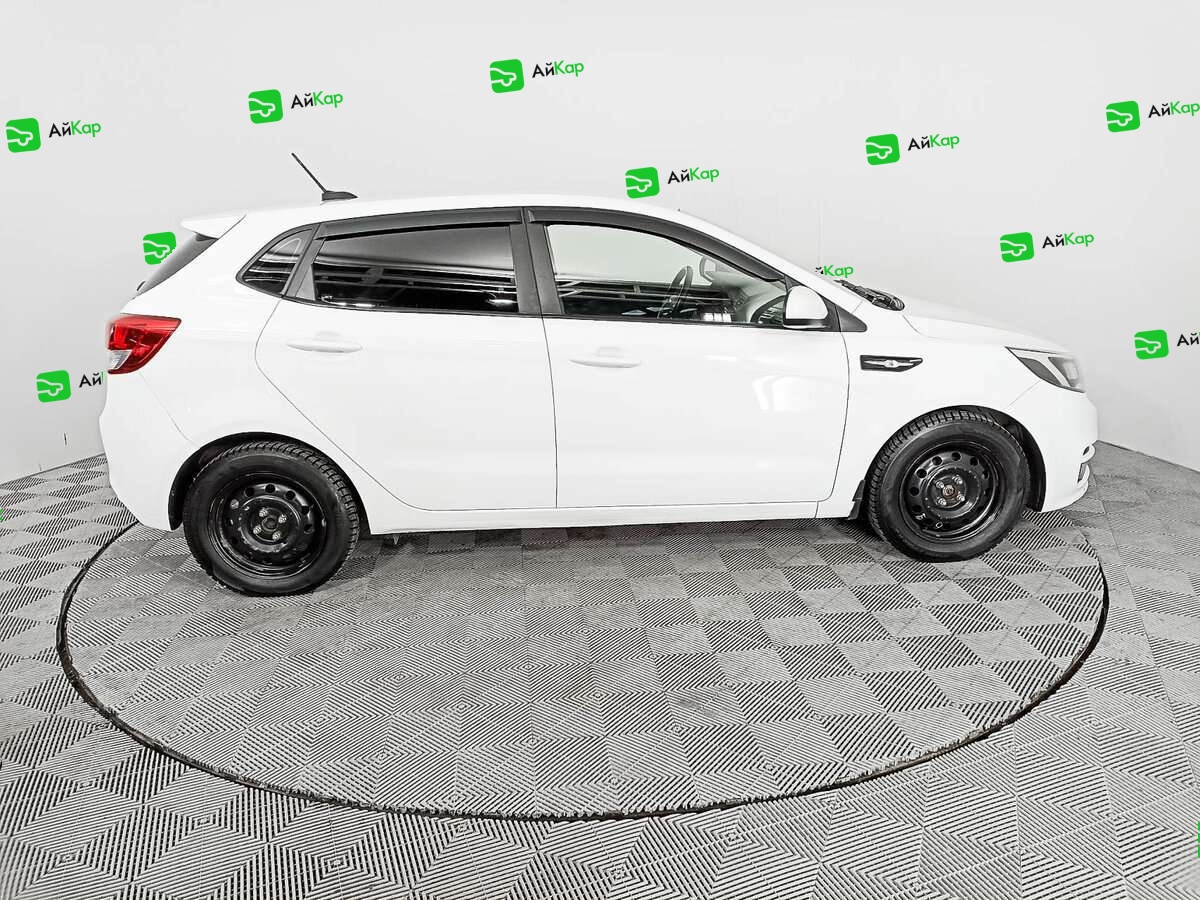 Kia Rio с пробегом — 2017 год. Фото: #3