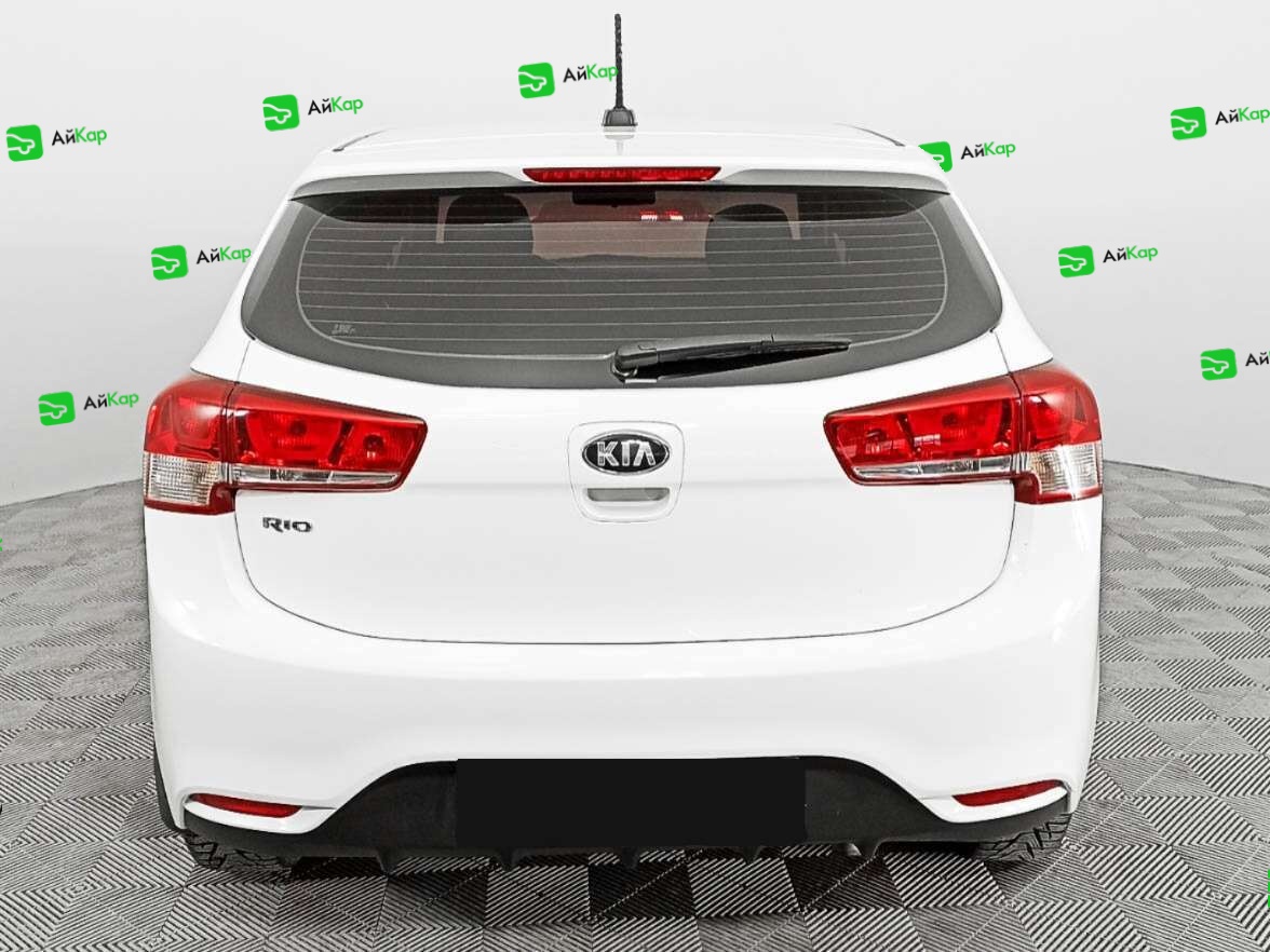 Kia Rio с пробегом — 2017 год. Фото: #5