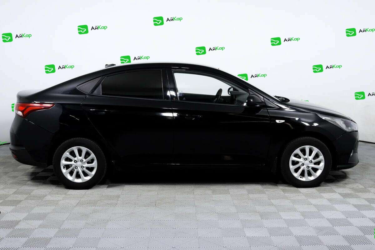 Hyundai Solaris с пробегом — 2021 год. Фото: #3