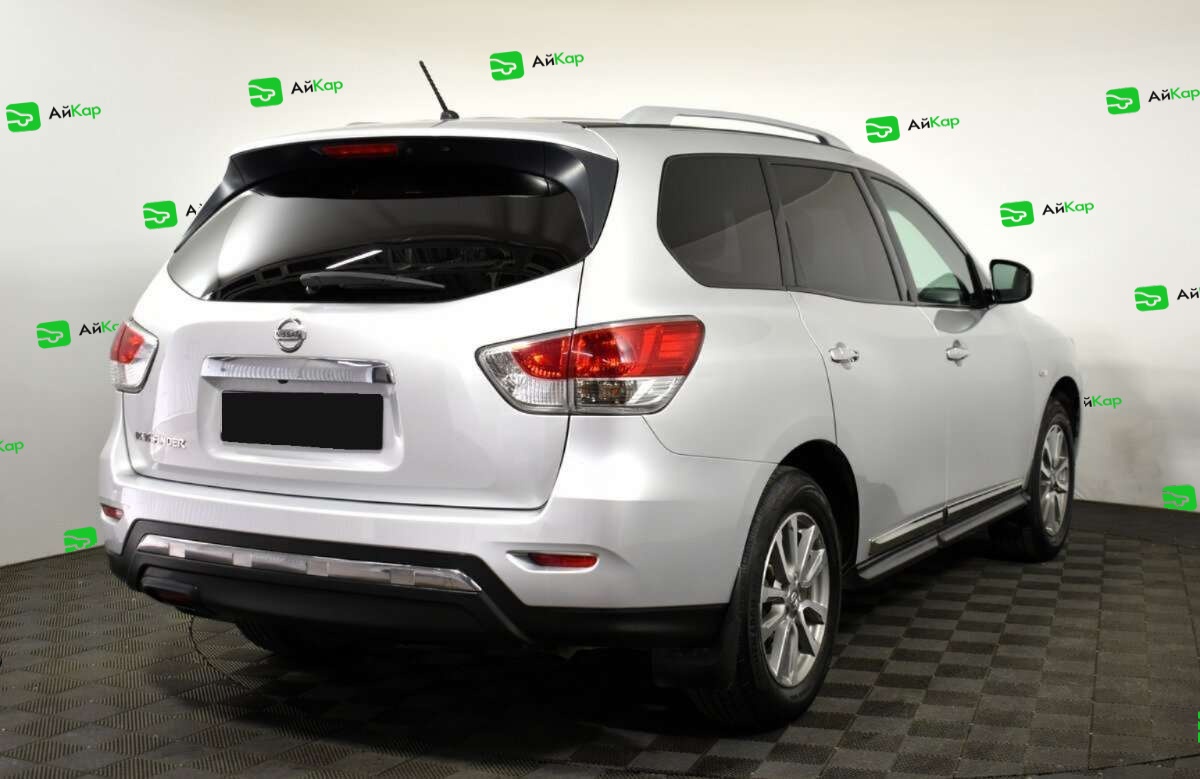 Nissan Pathfinder с пробегом — 2015 год. Фото: #3