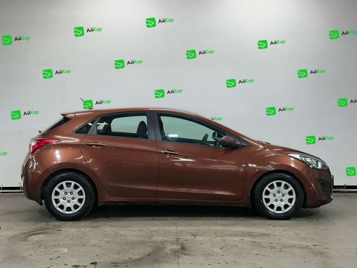 Hyundai i30 с пробегом — 2012 год. Фото: #3