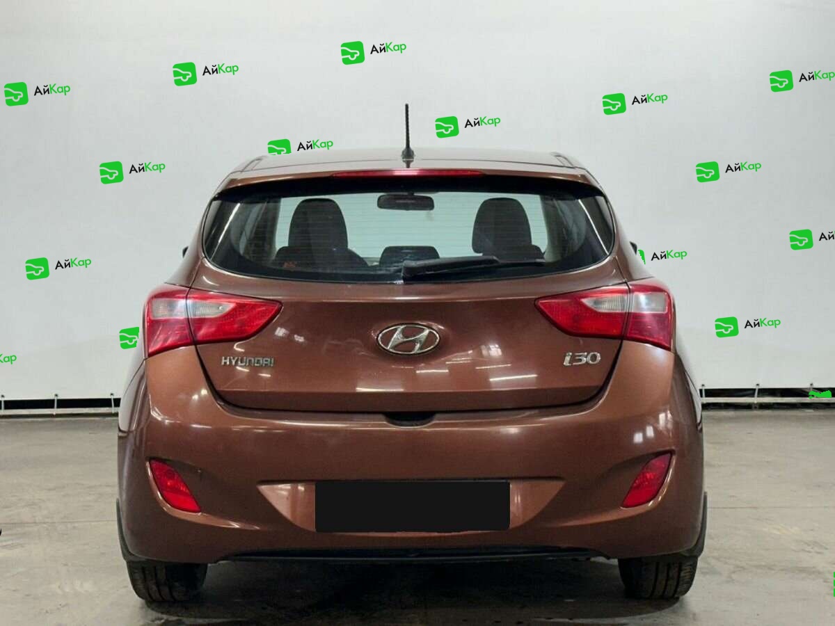 Hyundai i30 с пробегом — 2012 год. Фото: #5
