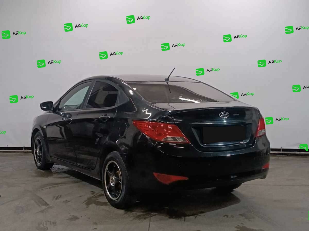 Hyundai Solaris с пробегом — 2016 год. Фото: #6