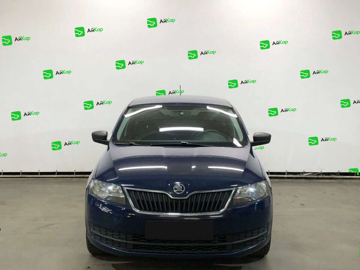Skoda Rapid с пробегом — 2015 год. Фото: #1