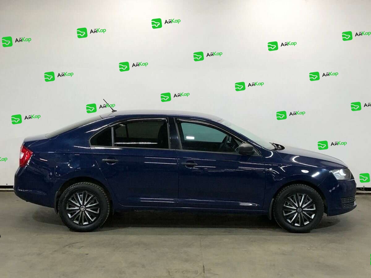 Skoda Rapid с пробегом — 2015 год. Фото: #3