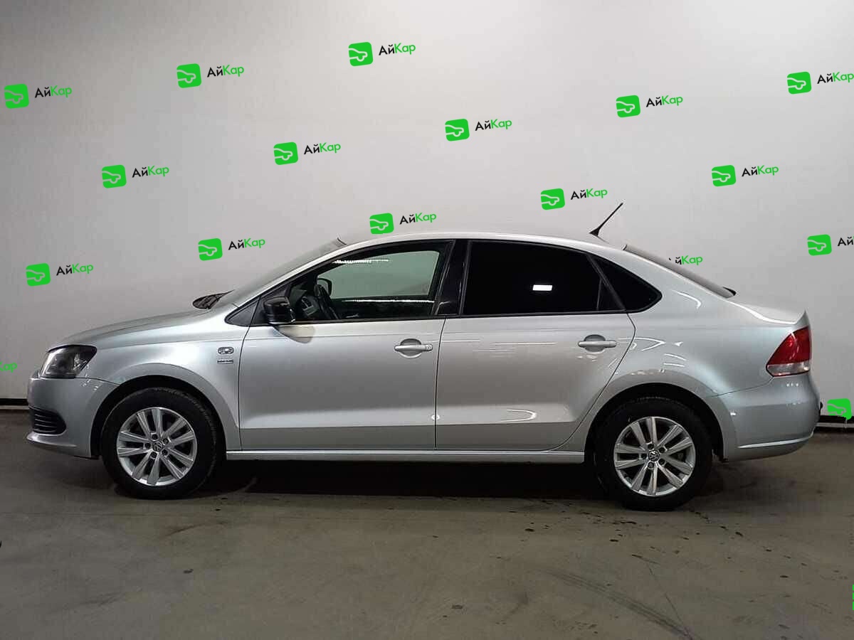 Volkswagen Polo с пробегом — 2013 год. Фото: #7