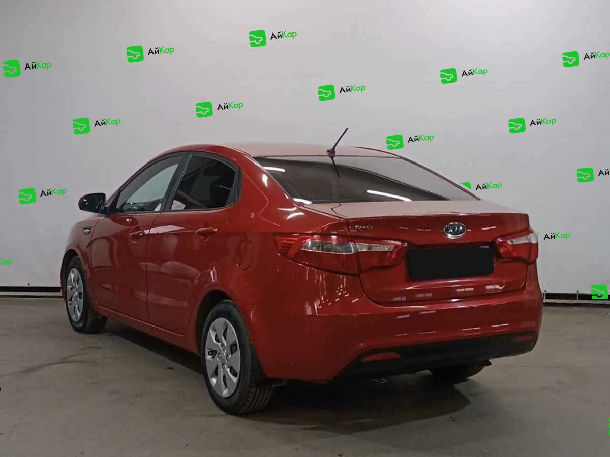 Kia Rio с пробегом — 2012 год. Фото: #6