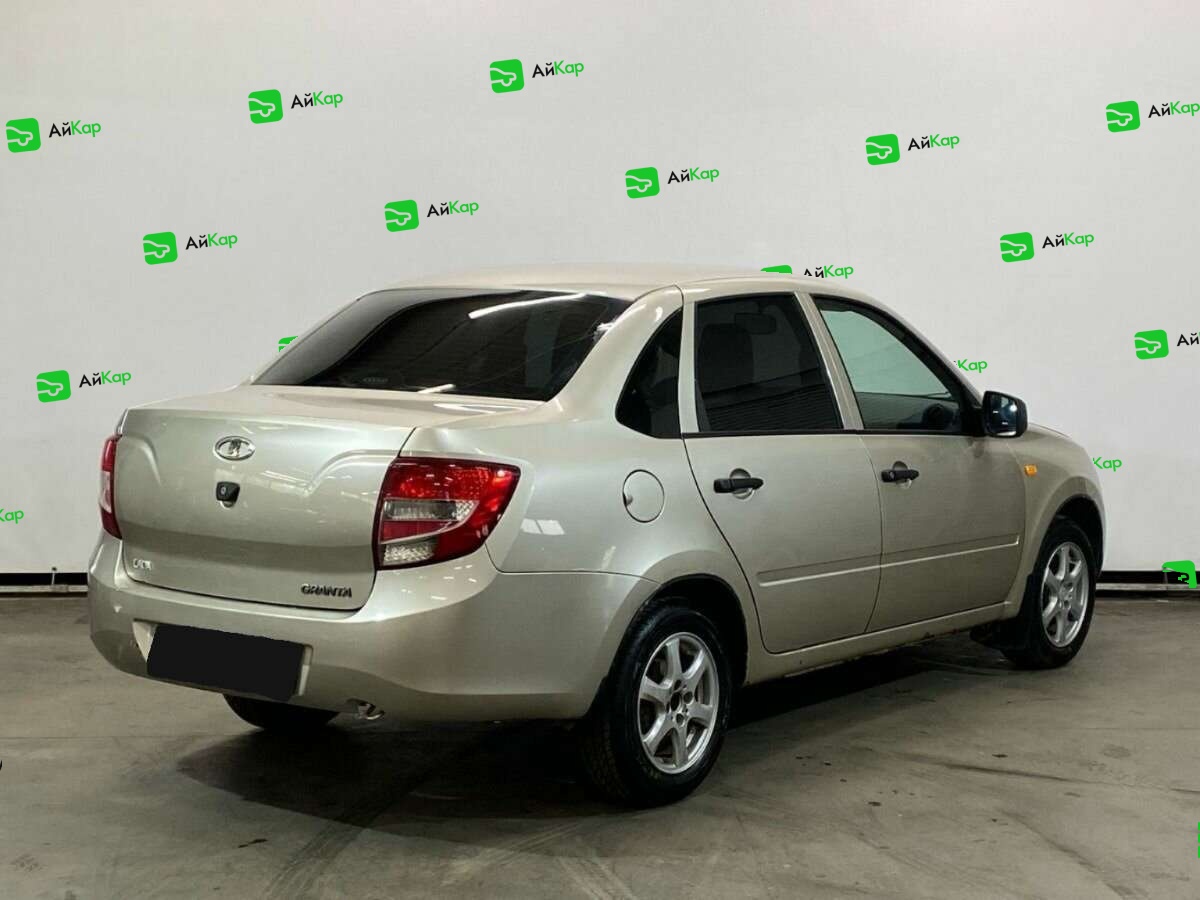 Lada (ВАЗ) Granta с пробегом — 2012 год. Фото: #4