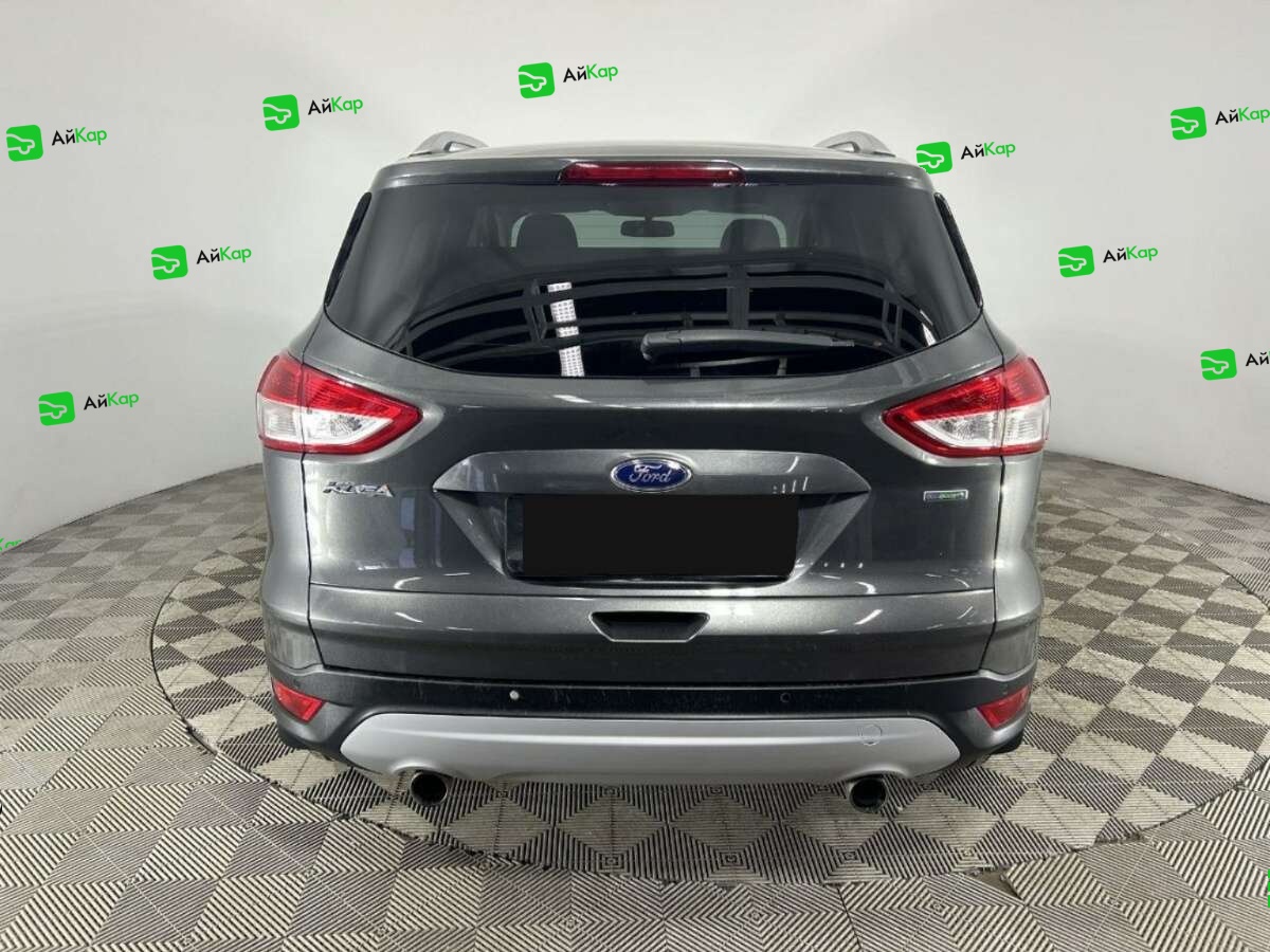 Ford Kuga с пробегом — 2015 год. Фото: #2