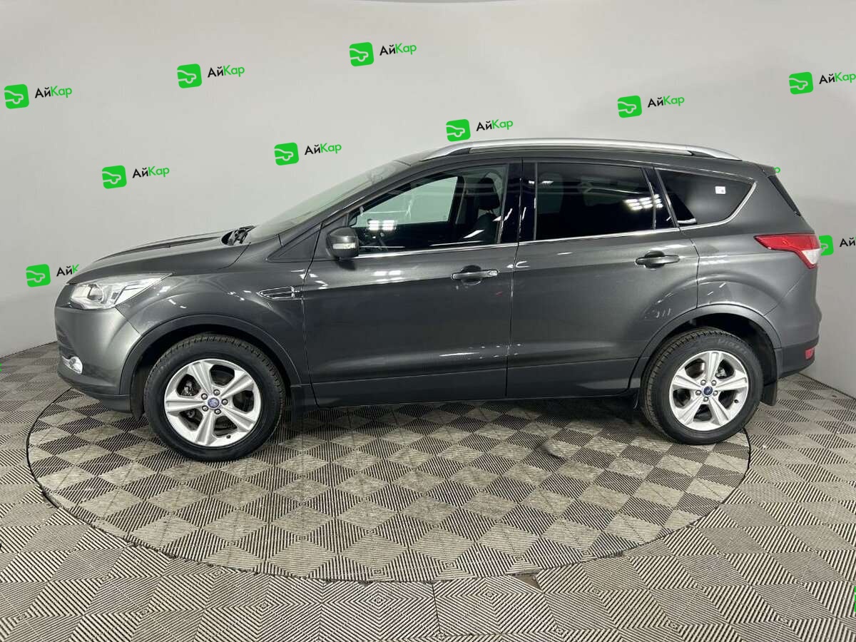 Ford Kuga с пробегом — 2015 год. Фото: #4