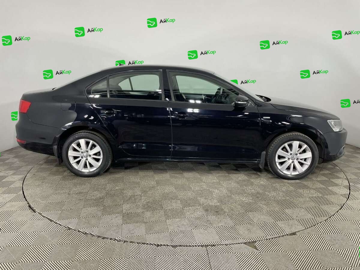 Volkswagen Jetta с пробегом — 2013 год. Фото: #3
