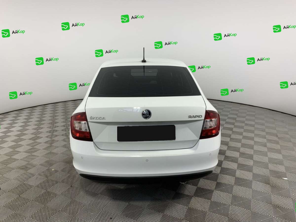 Skoda Rapid с пробегом — 2019 год. Фото: #4