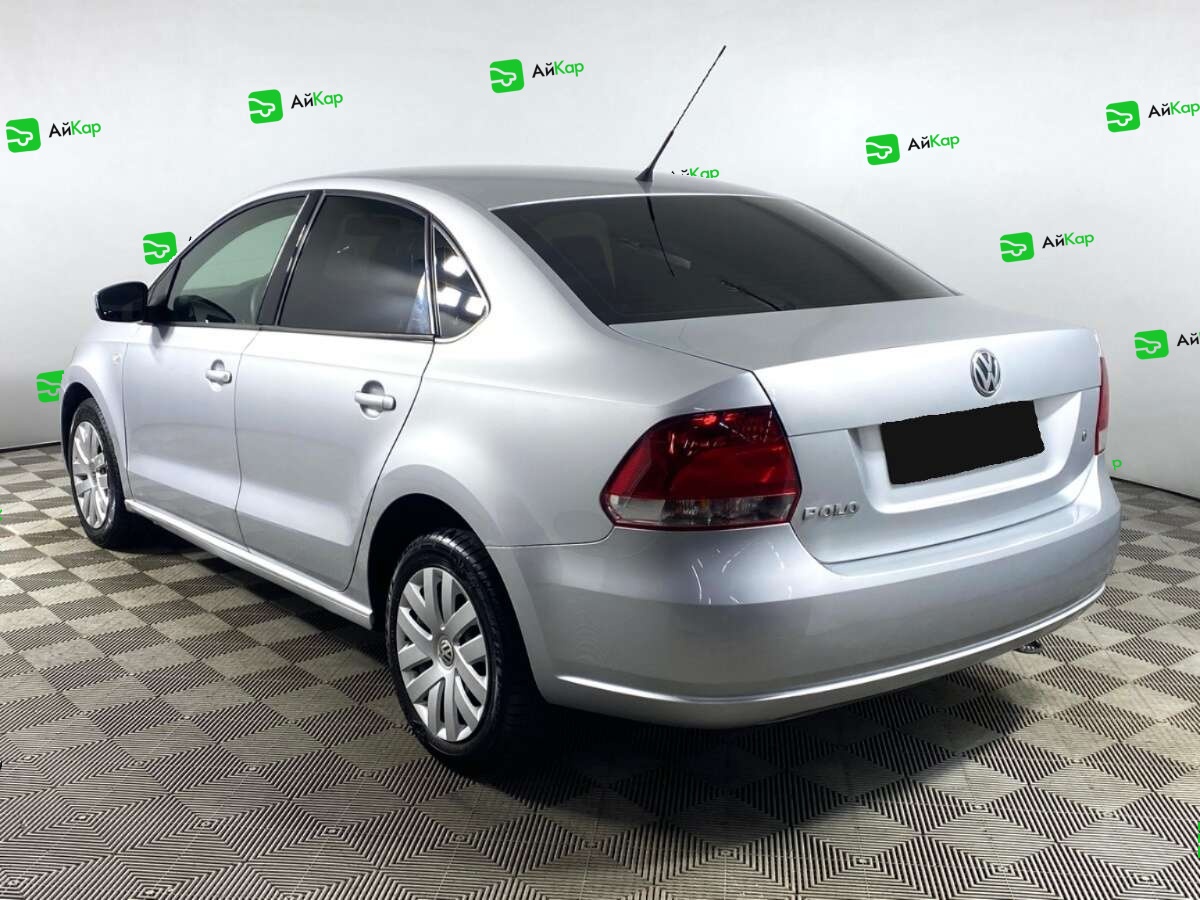 Volkswagen Polo с пробегом — 2012 год. Фото: #6