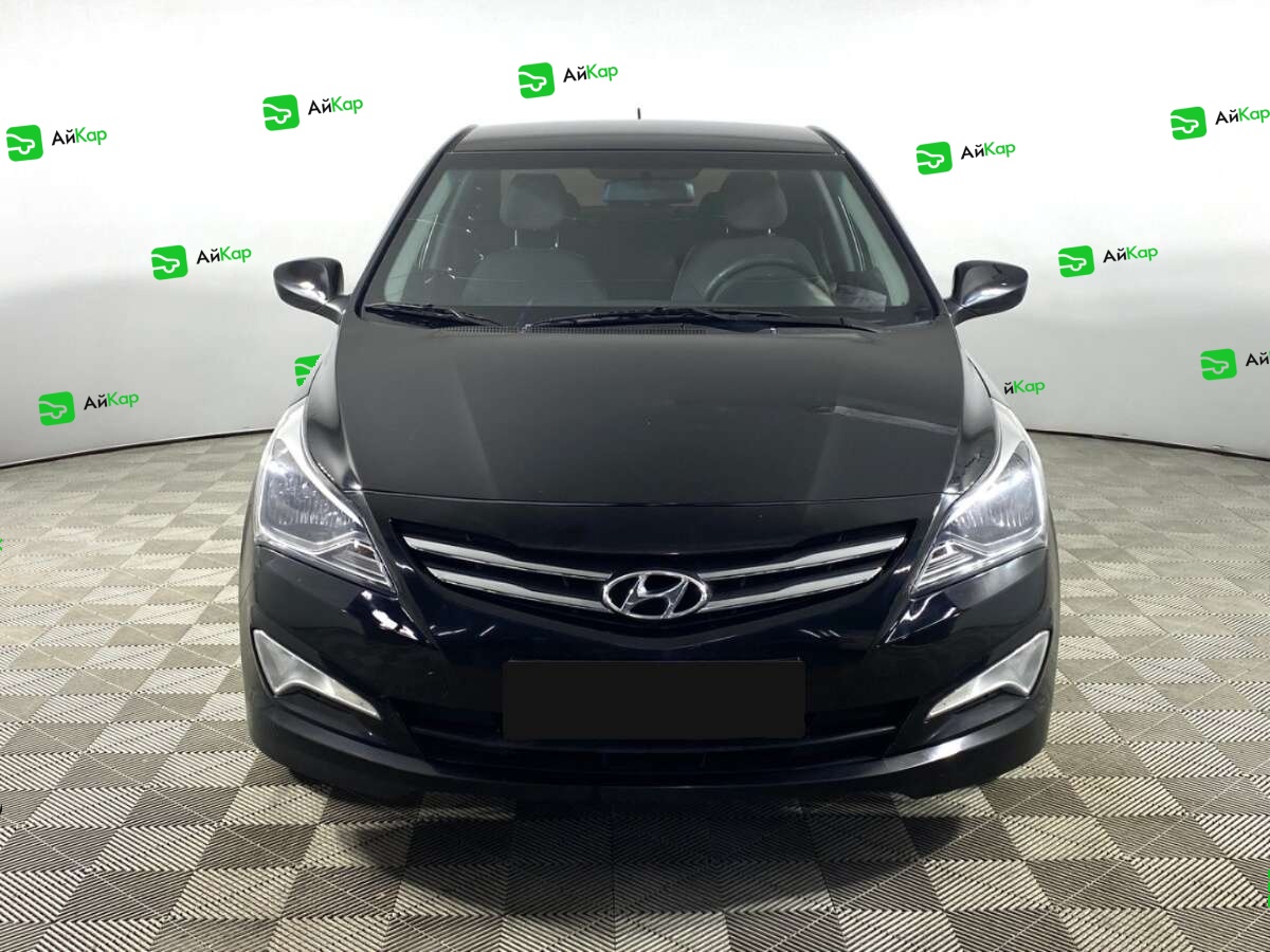 Hyundai Solaris с пробегом — 2015 год. Фото: #1
