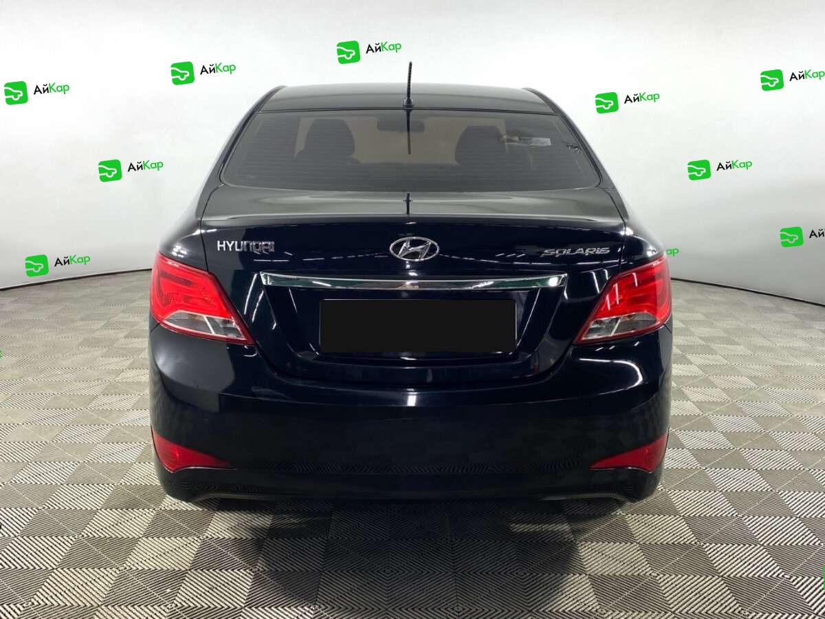 Hyundai Solaris с пробегом — 2015 год. Фото: #5