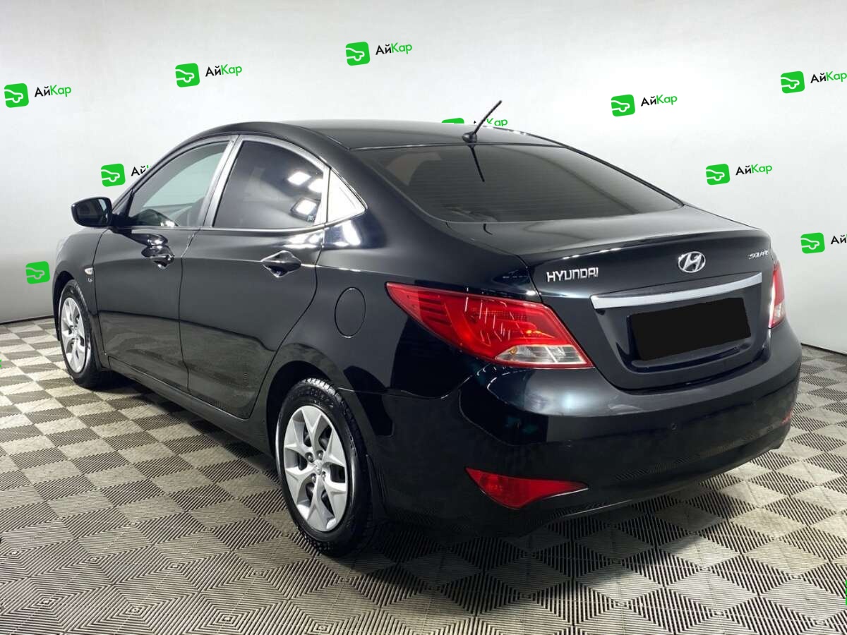 Hyundai Solaris с пробегом — 2015 год. Фото: #6