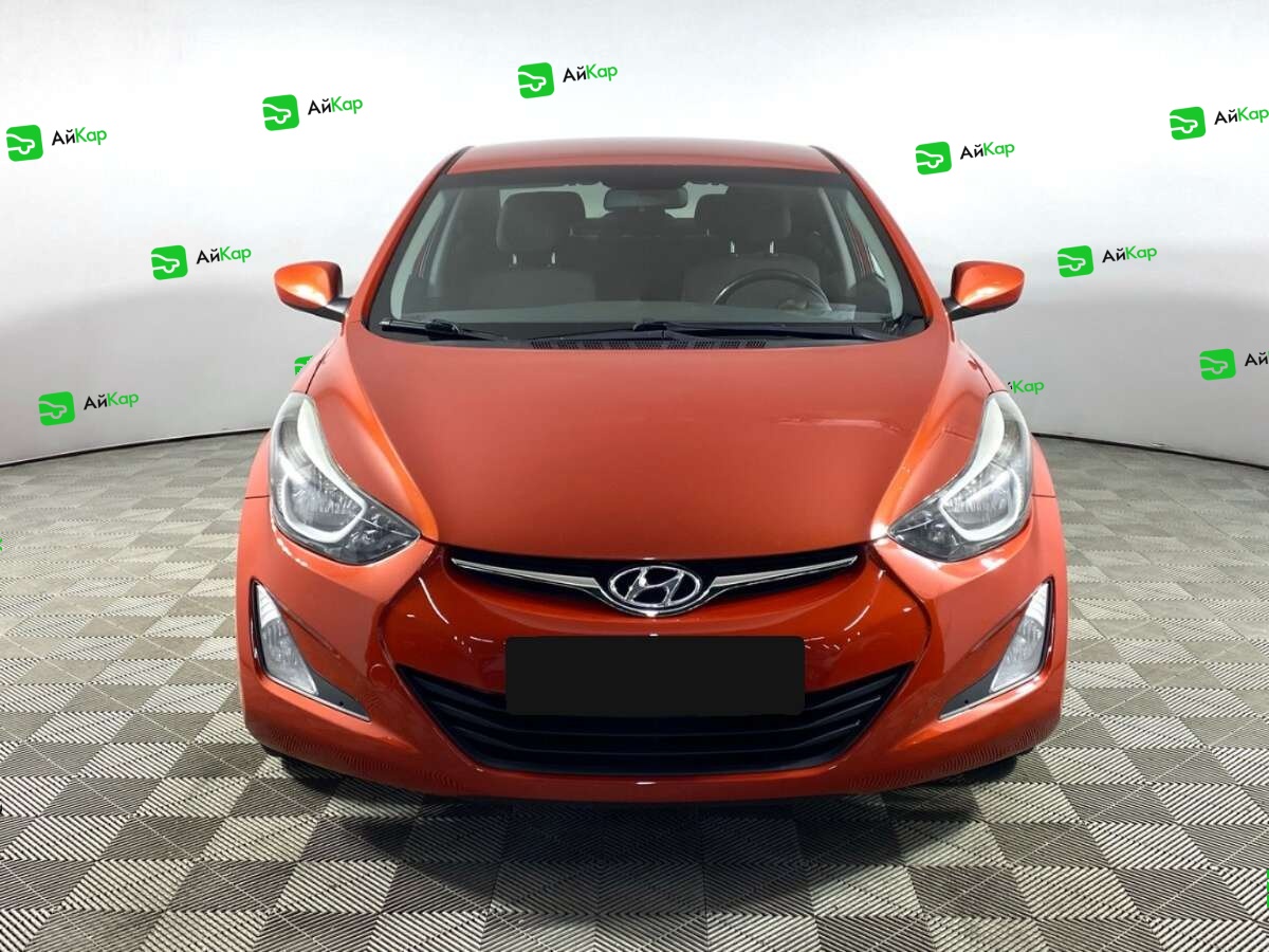 Hyundai Elantra с пробегом — 2015 год. Фото: #1