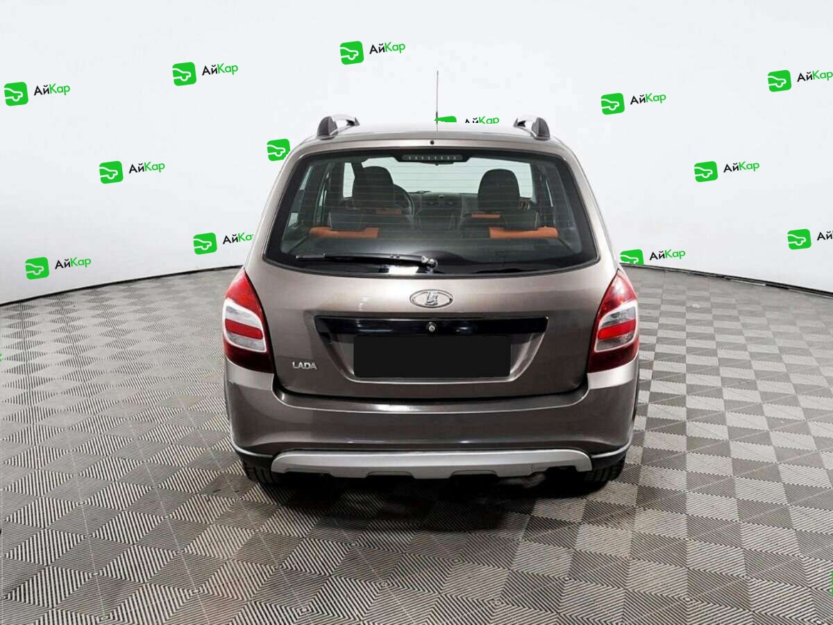 Lada (ВАЗ) Kalina с пробегом — 2016 год. Фото: #5