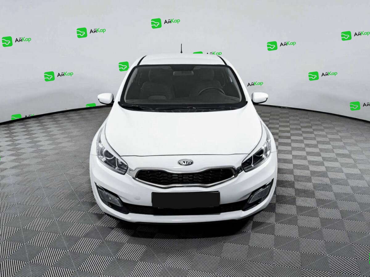 Kia Ceed с пробегом — 2013 год. Фото: #1