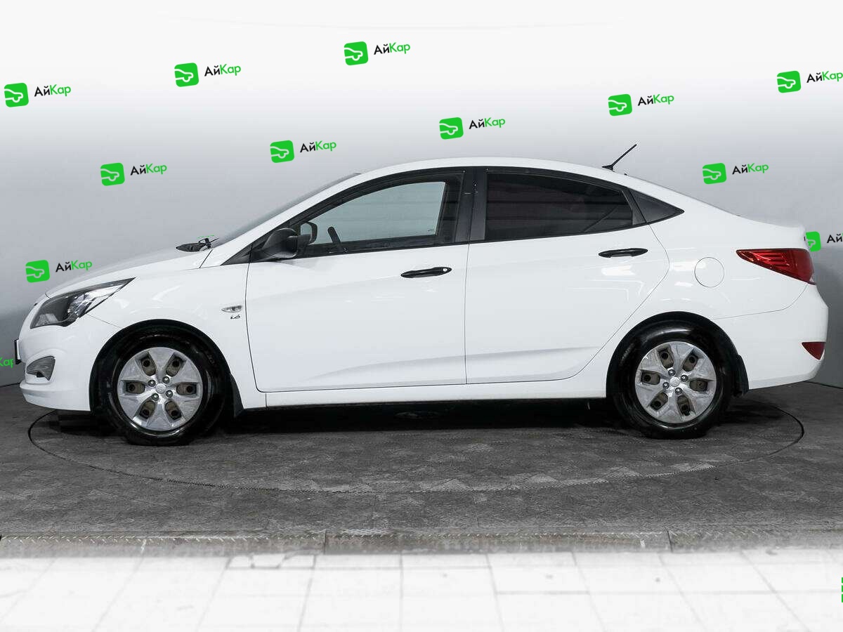 Hyundai Solaris с пробегом — 2015 год. Фото: #7